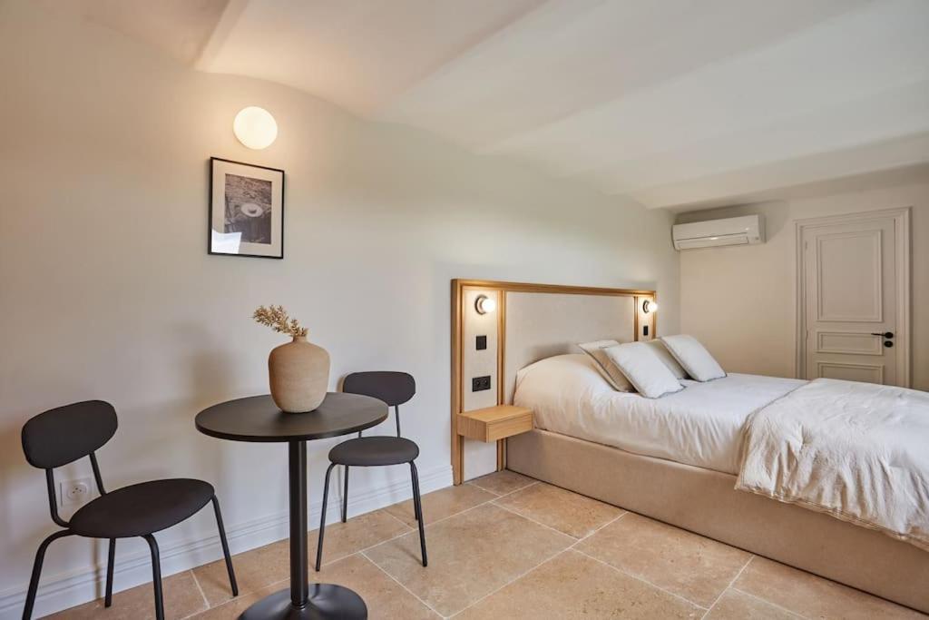 Terre Ugo - Studio Campagne Aixoise #6 Aix-en-Provence Bagian luar foto